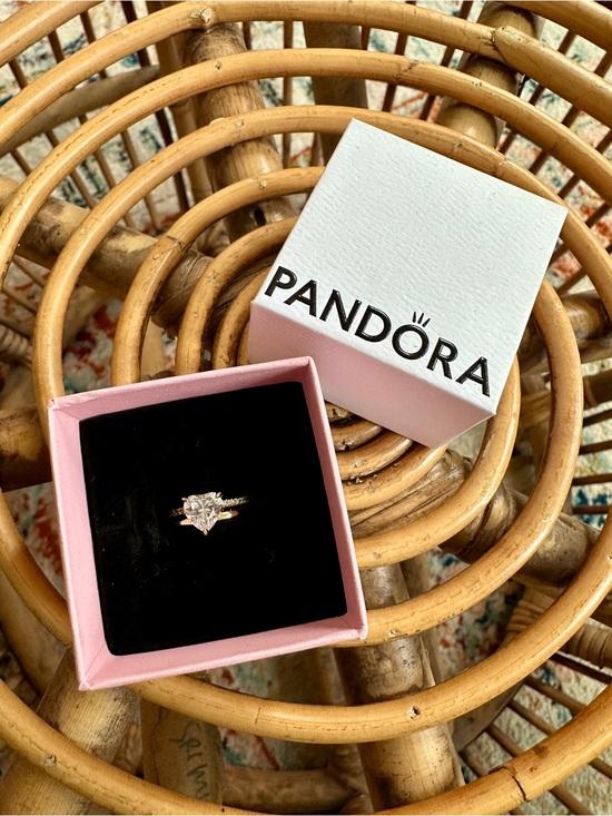 Pandora Jewelry - Pandora Rose Gold Ring with Heart Solitaire in Pink Box